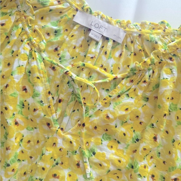 Loft Floral Bloom Blouse - Picture 4 of 4